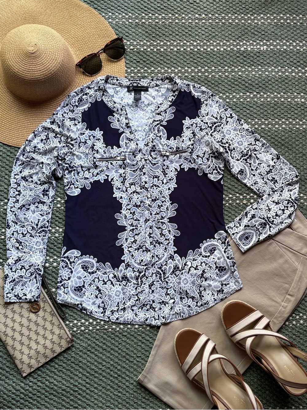 Navy & White Lace-Print Long Sleeve V-Neck Top
